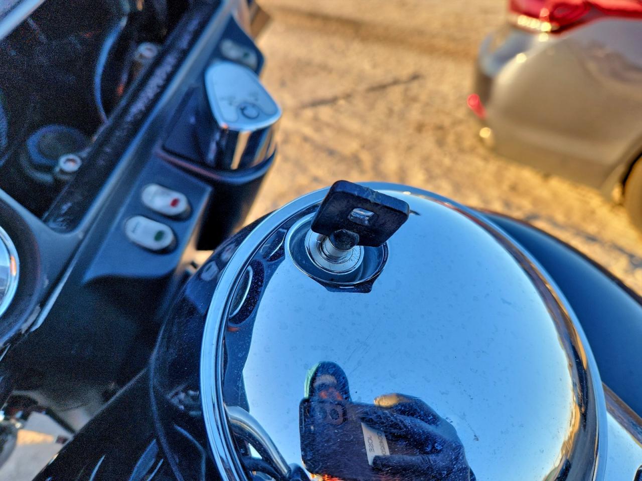 Harley-Davidson Fl Image 7