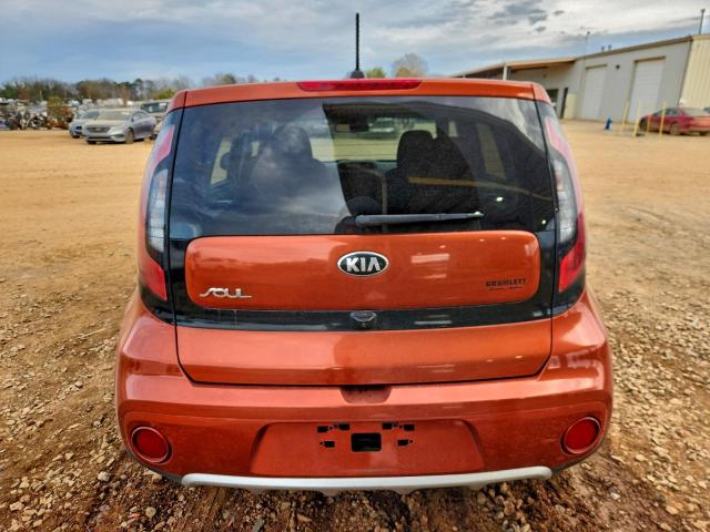 Kia Soul + Image 13