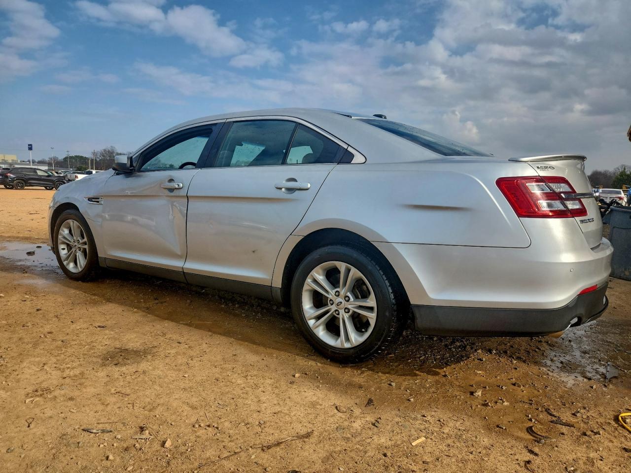 Ford Taurus Sel Image 2