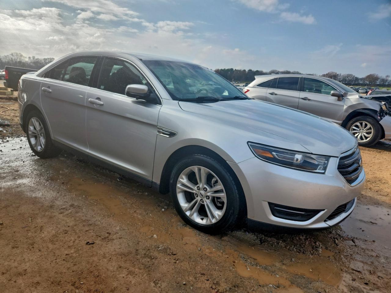 Ford Taurus Sel Image 6