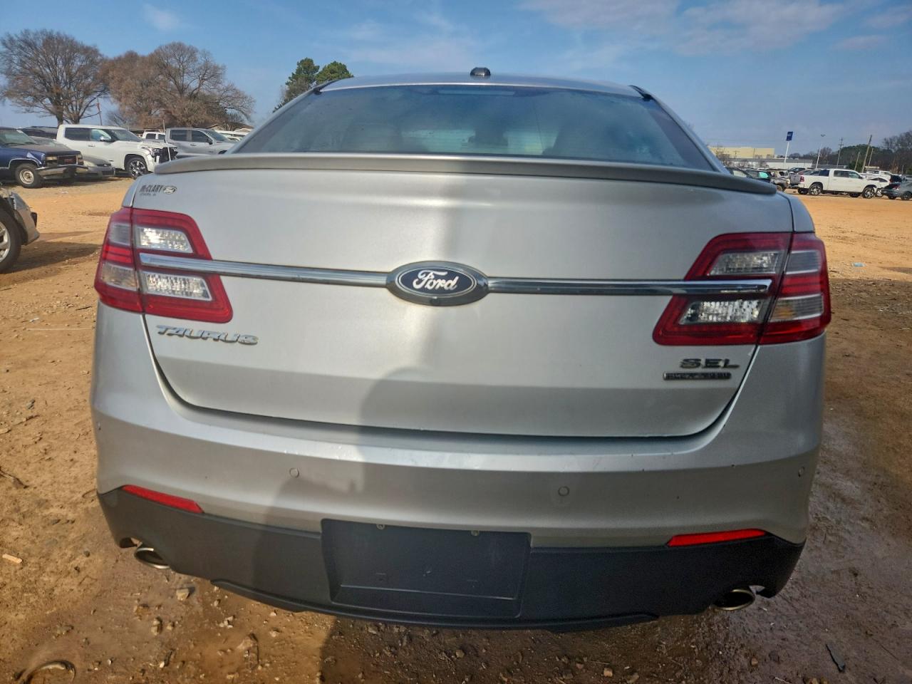 Ford Taurus Sel Image 12