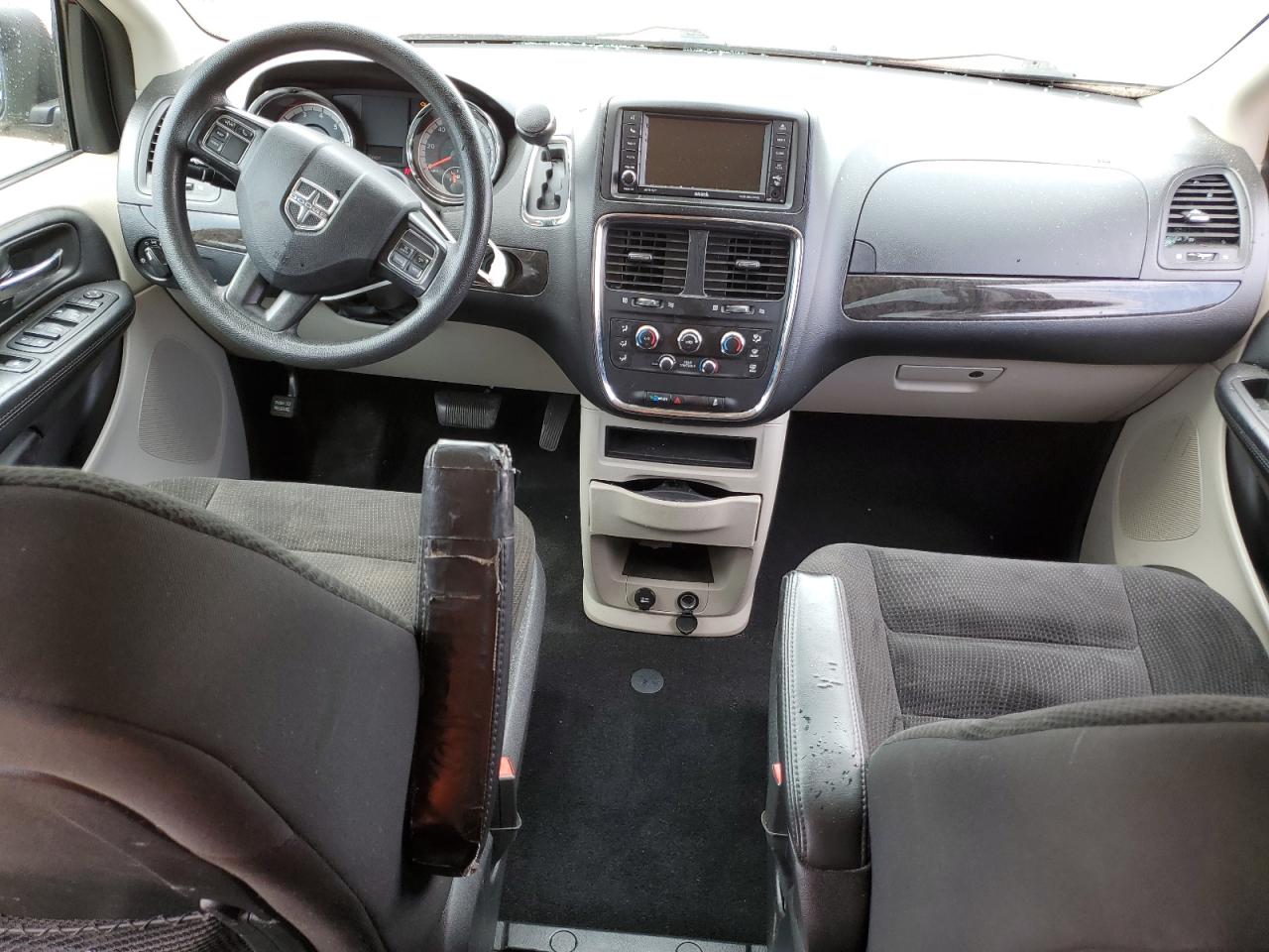Dodge Caravan Se Image 10