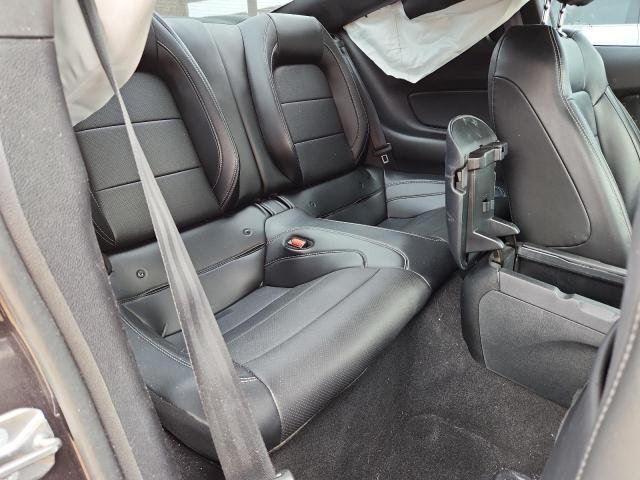 Ford Mustang Image 10