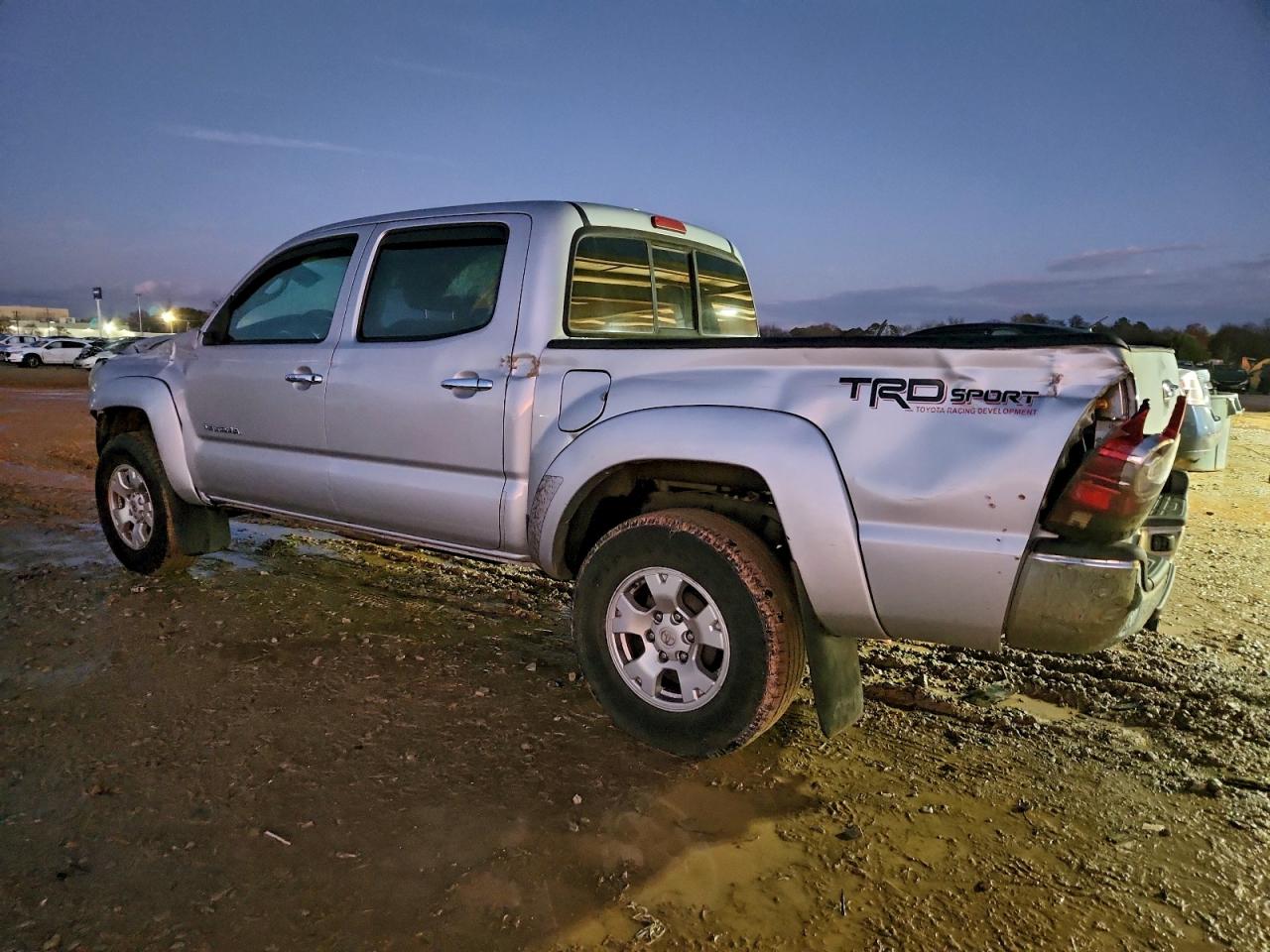 Toyota Tacoma Double Cab Prerunner Image 6