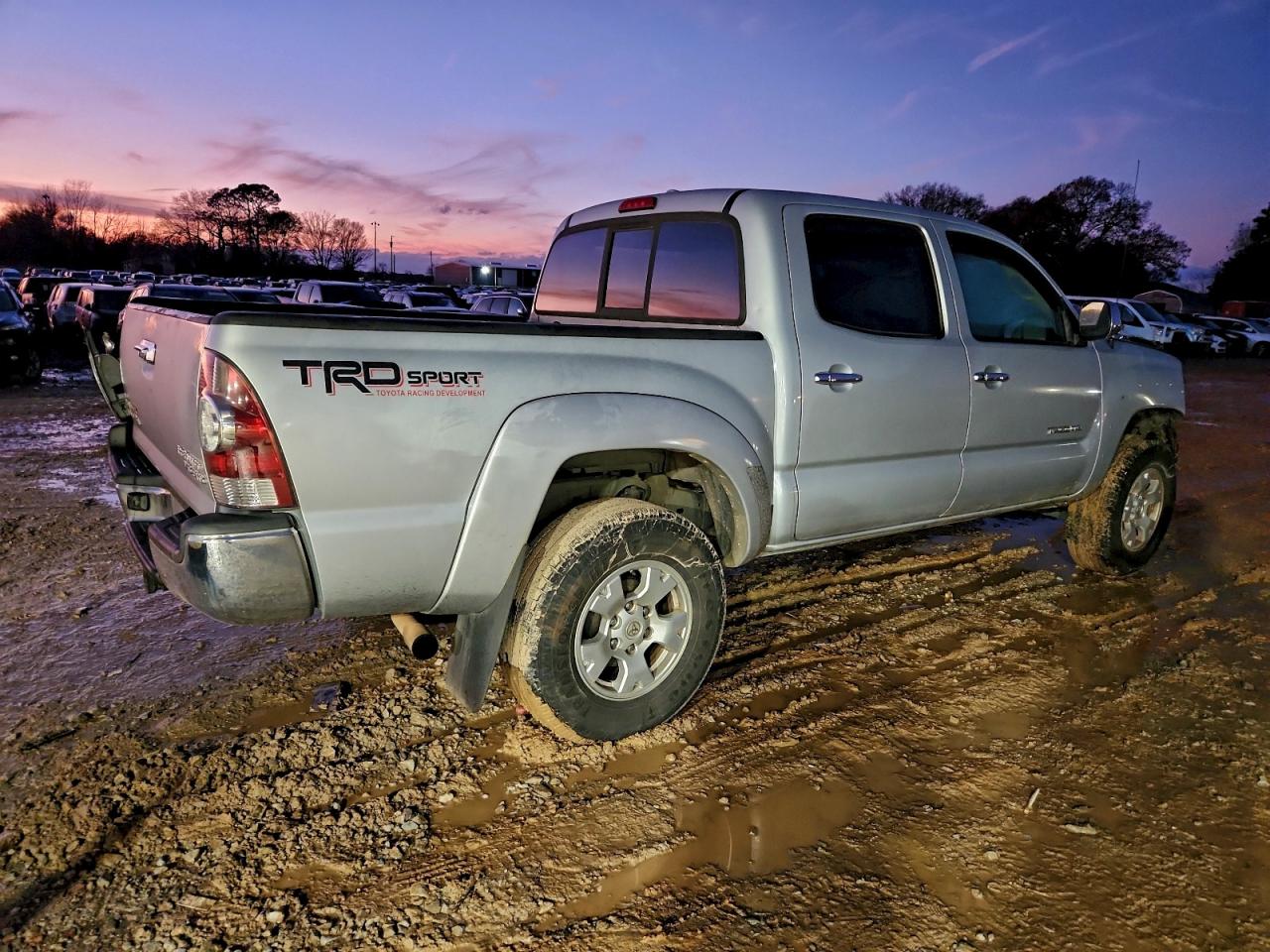 Toyota Tacoma Double Cab Prerunner Image 3