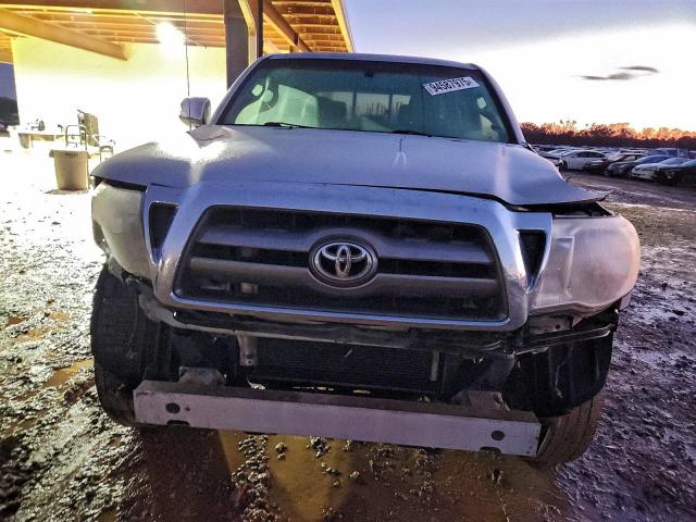 Toyota Tacoma Double Cab Prerunner Image 2