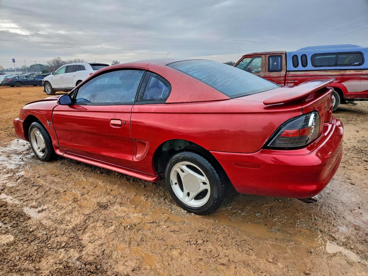 Ford Mustang Image 2