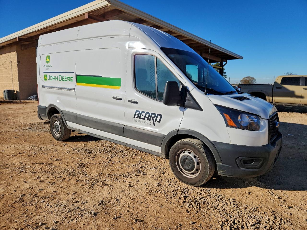 Ford Transit T-250 Image 12