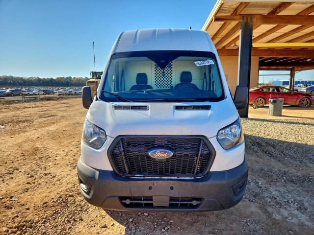 Ford Transit T-250 Image 3