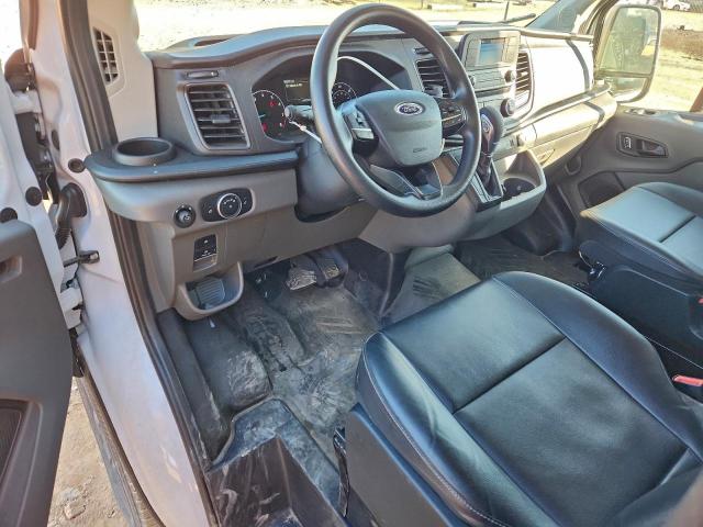 Ford Transit T-250 Image 8