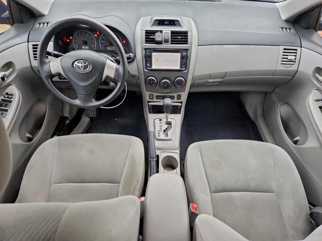 Toyota Corolla Base Image 6