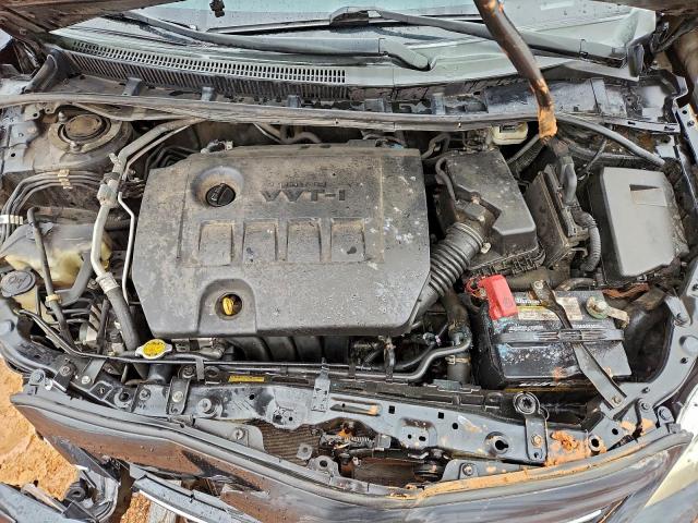 Toyota Corolla Base Image 8