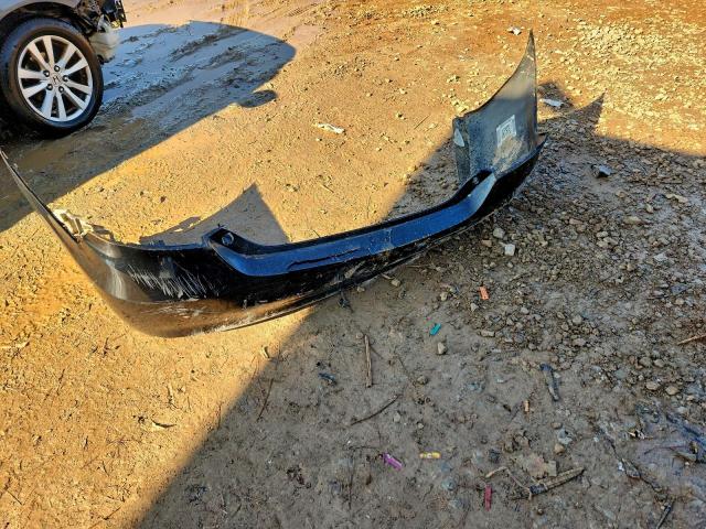 Toyota Camry Le Image 11