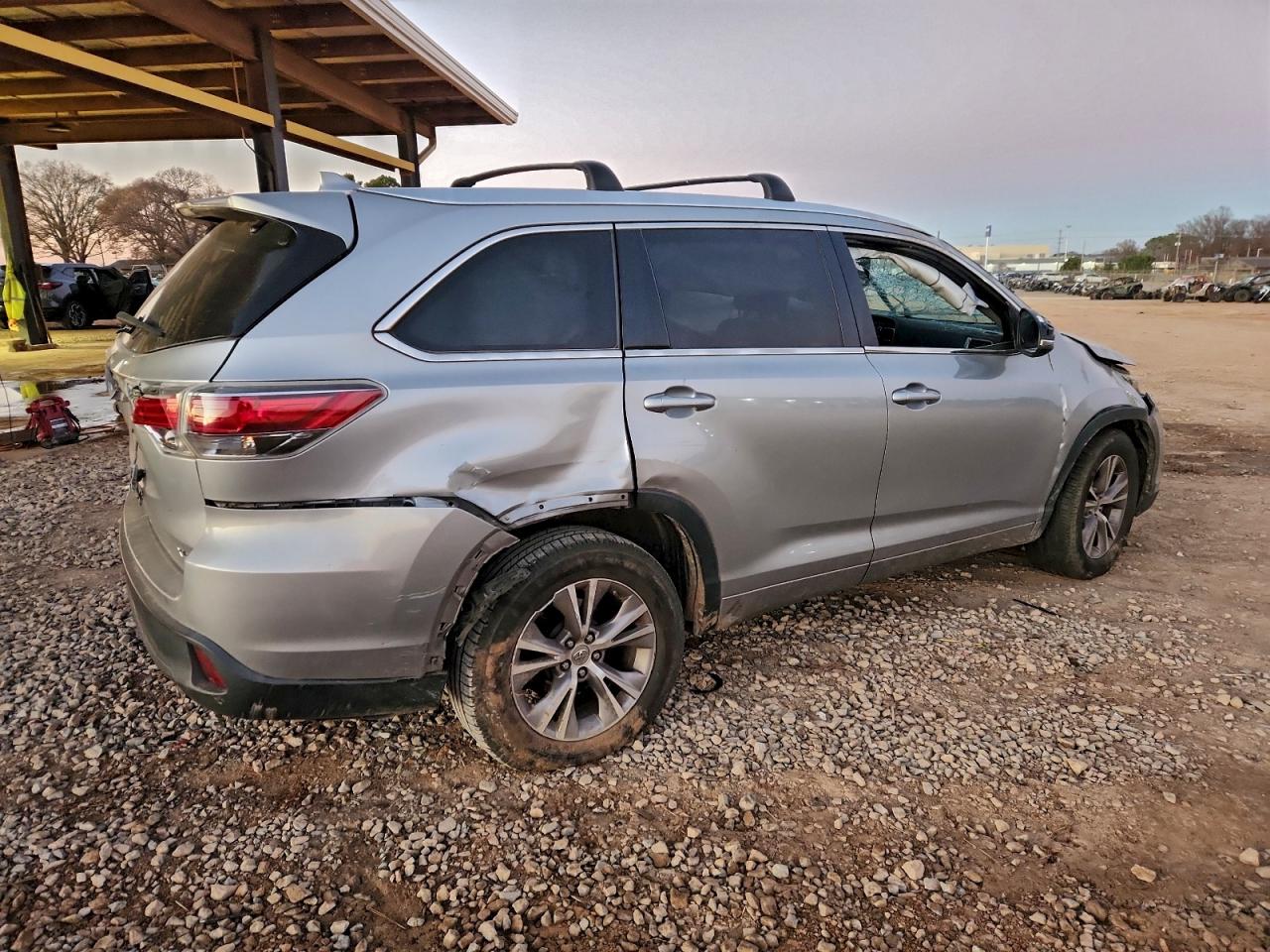 Toyota Highlander Xle Image 4