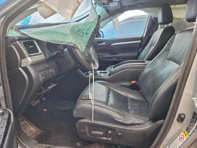 Toyota Highlander Xle Image 12