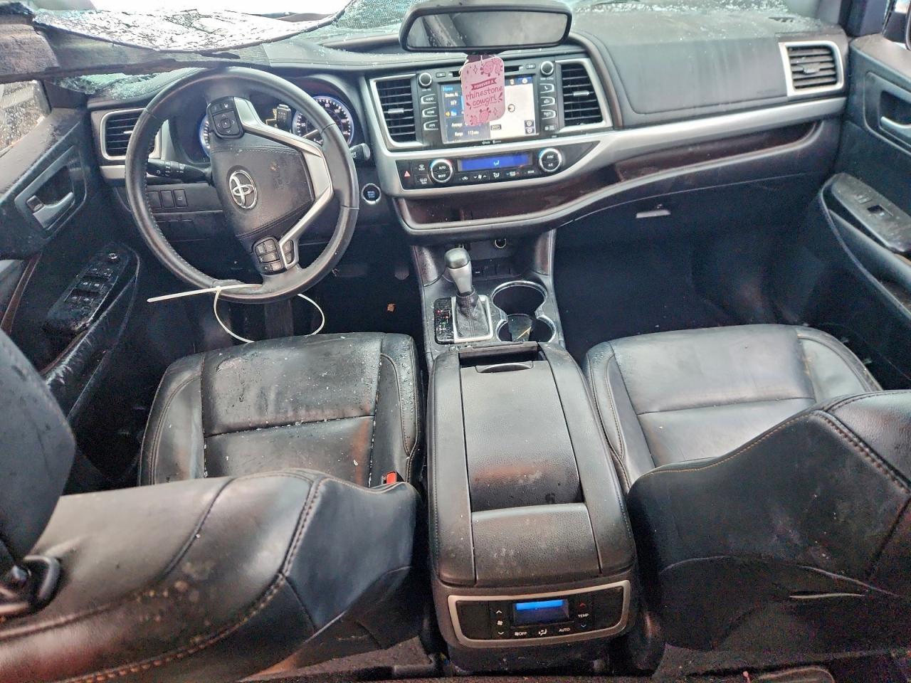 Toyota Highlander Xle Image 10
