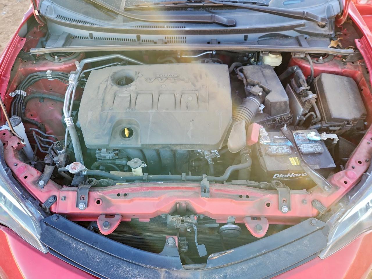 Toyota Corolla L Image 6