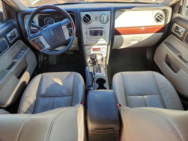 Lincoln MKZ Image 12