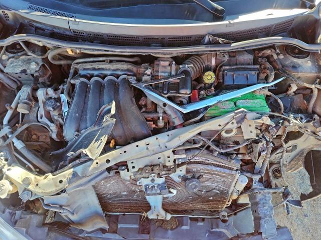 Nissan Versa S Image 10