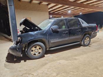  Salvage Chevrolet Avalanche