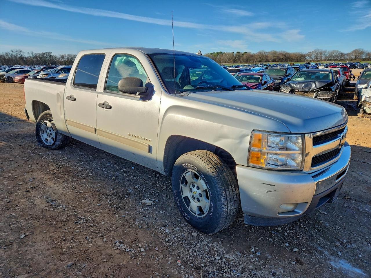 Chevrolet Silverado C1500 Lt Image 8