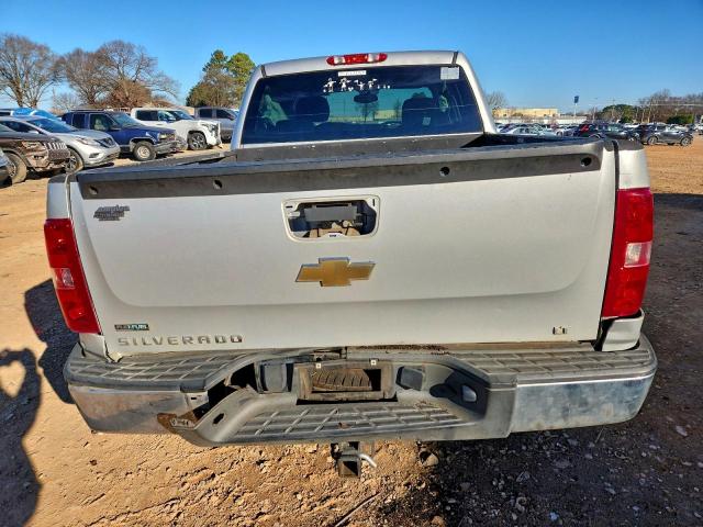 Chevrolet Silverado C1500 Lt Image 12