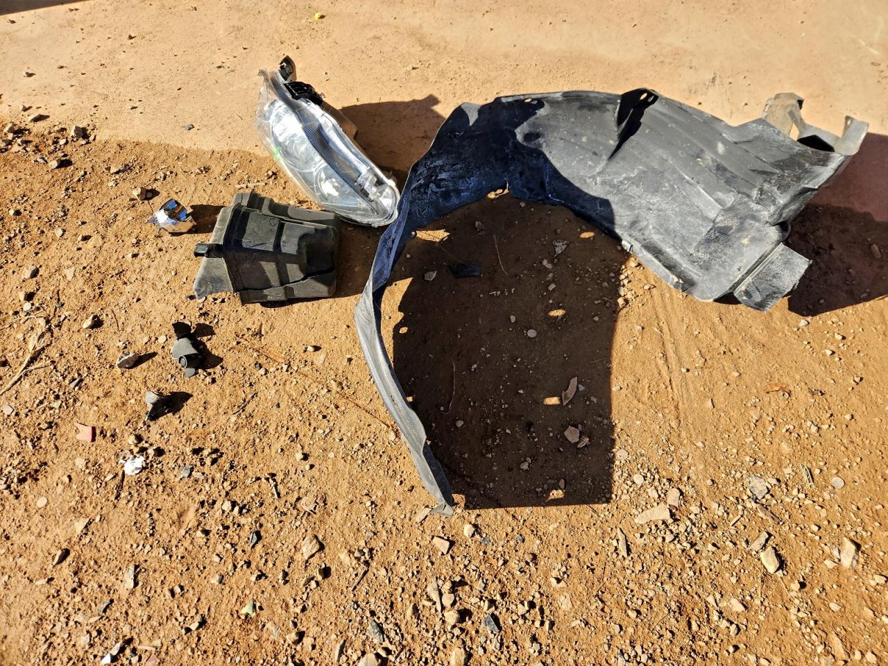 Toyota Corolla Base Image 13