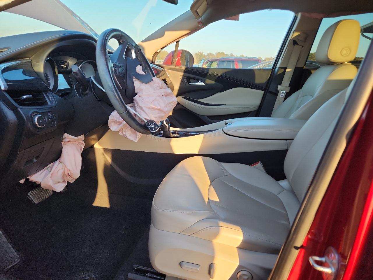 Buick Envision Essence Image 10