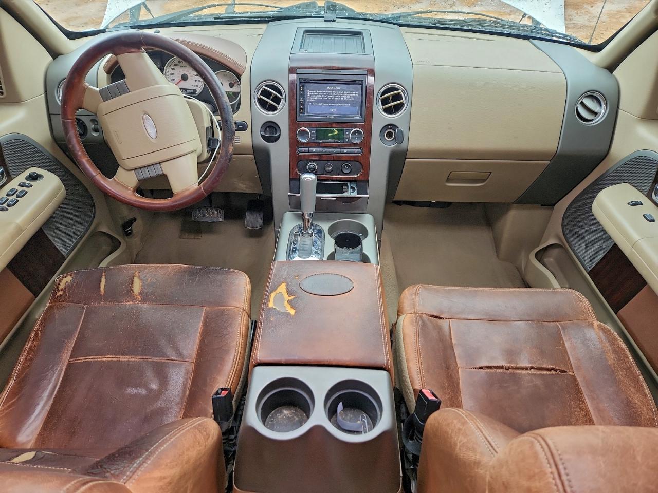 Ford F-150 Supercrew Image 6