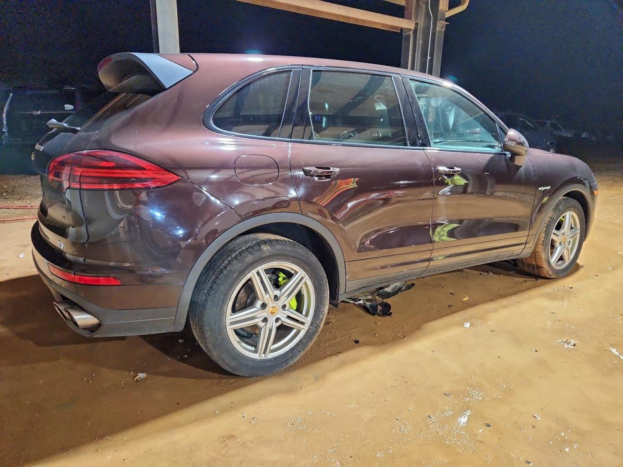 Porsche Cayenne Se Hybrid Image 10