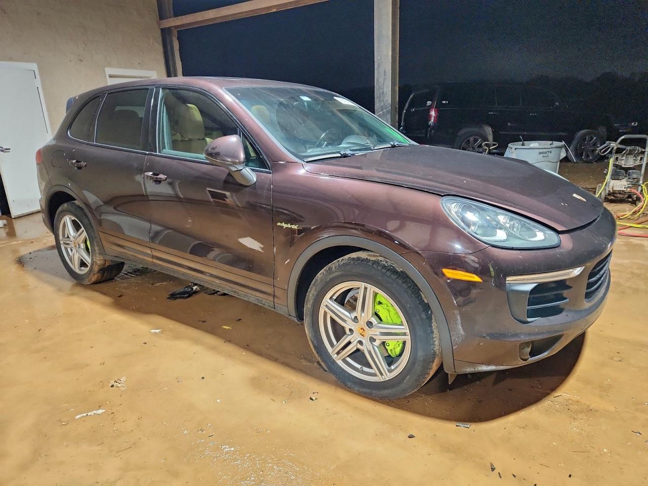 Porsche Cayenne Se Hybrid Image 4