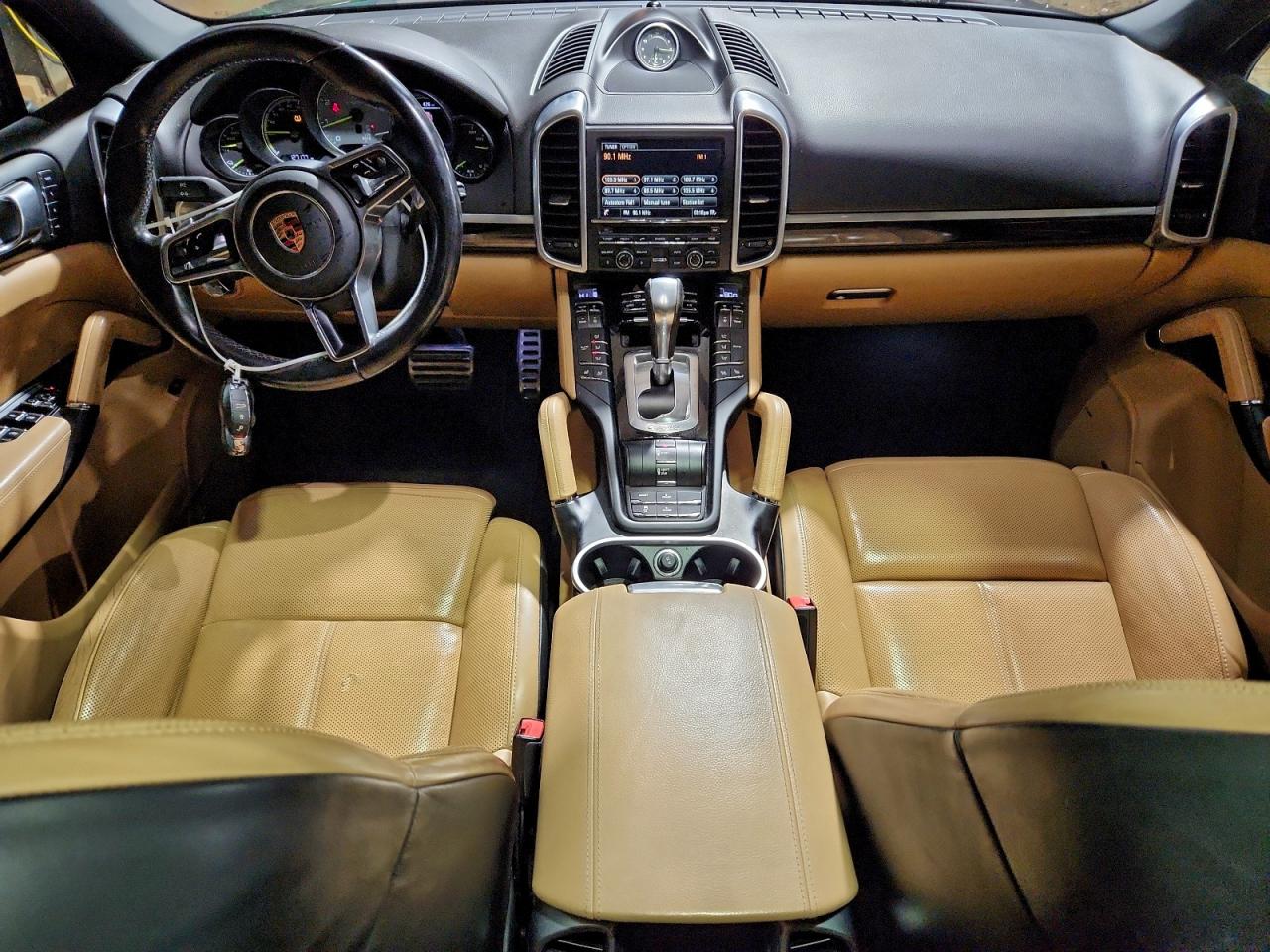 Porsche Cayenne Se Hybrid Image 6