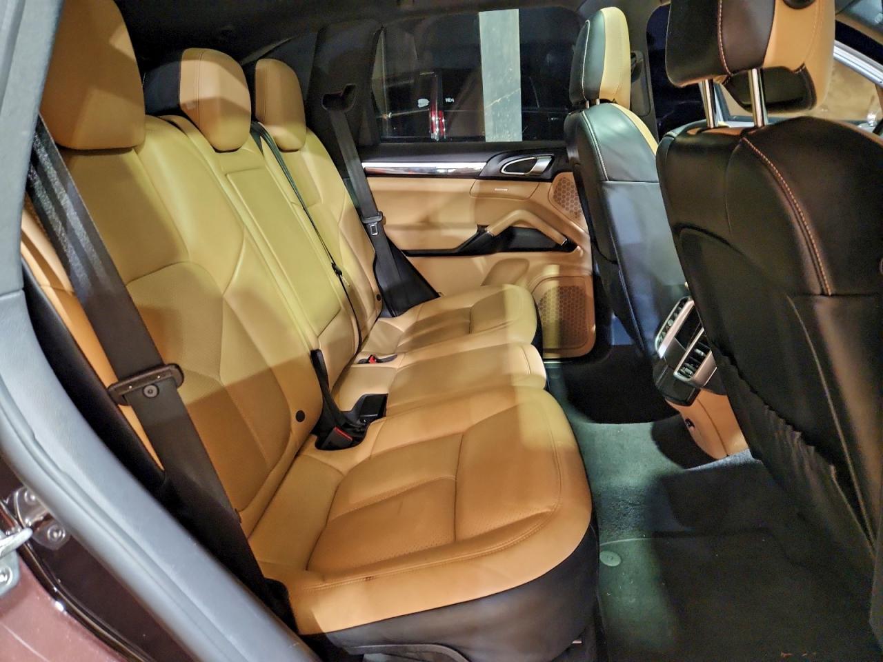 Porsche Cayenne Se Hybrid Image 7