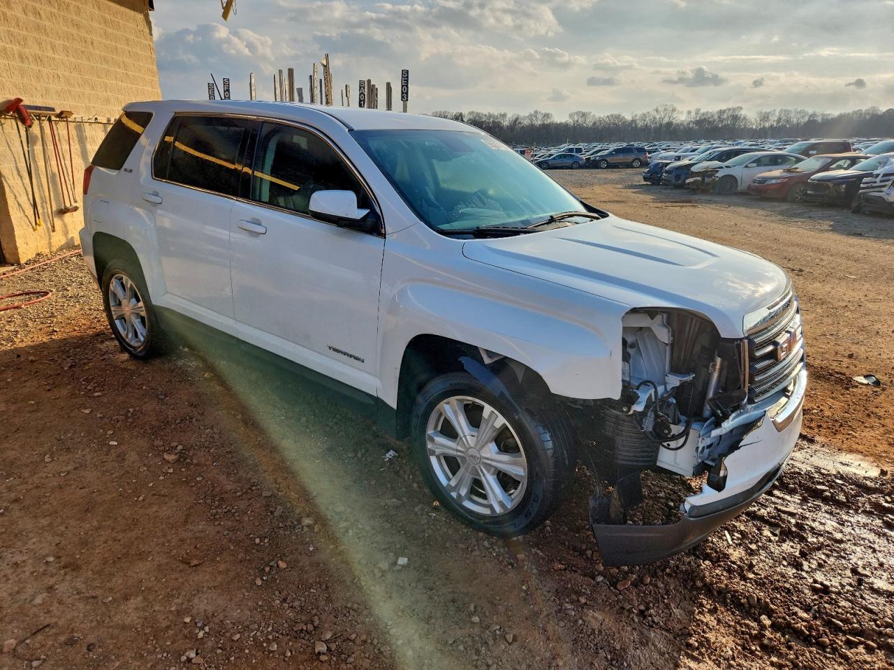 GMC Terrain Sle Image 3