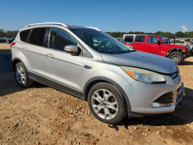 Ford Escape Titanium Image 2
