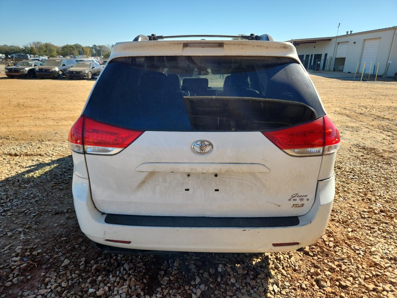 Toyota Sienna Xle Image 4