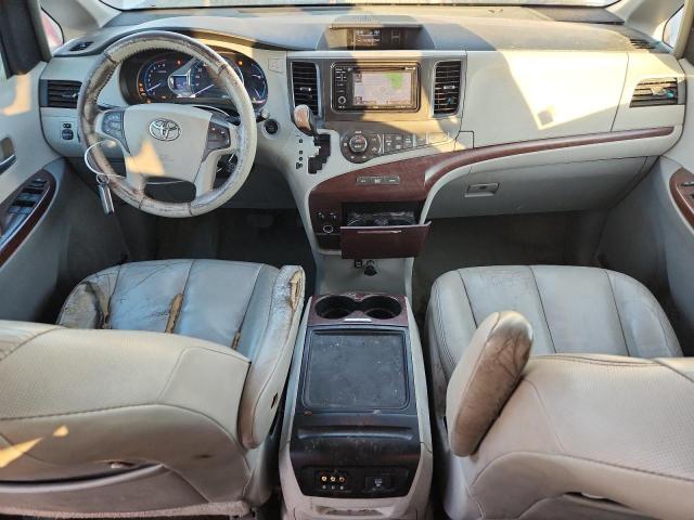 Toyota Sienna Xle Image 11