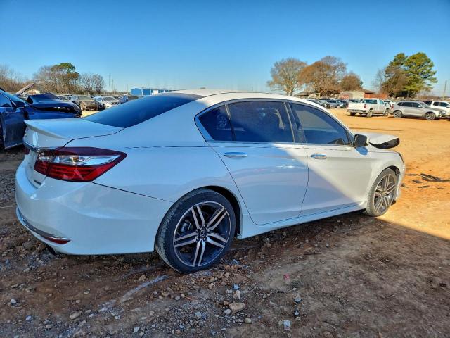 Honda Accord Sport Special Edition Image 10