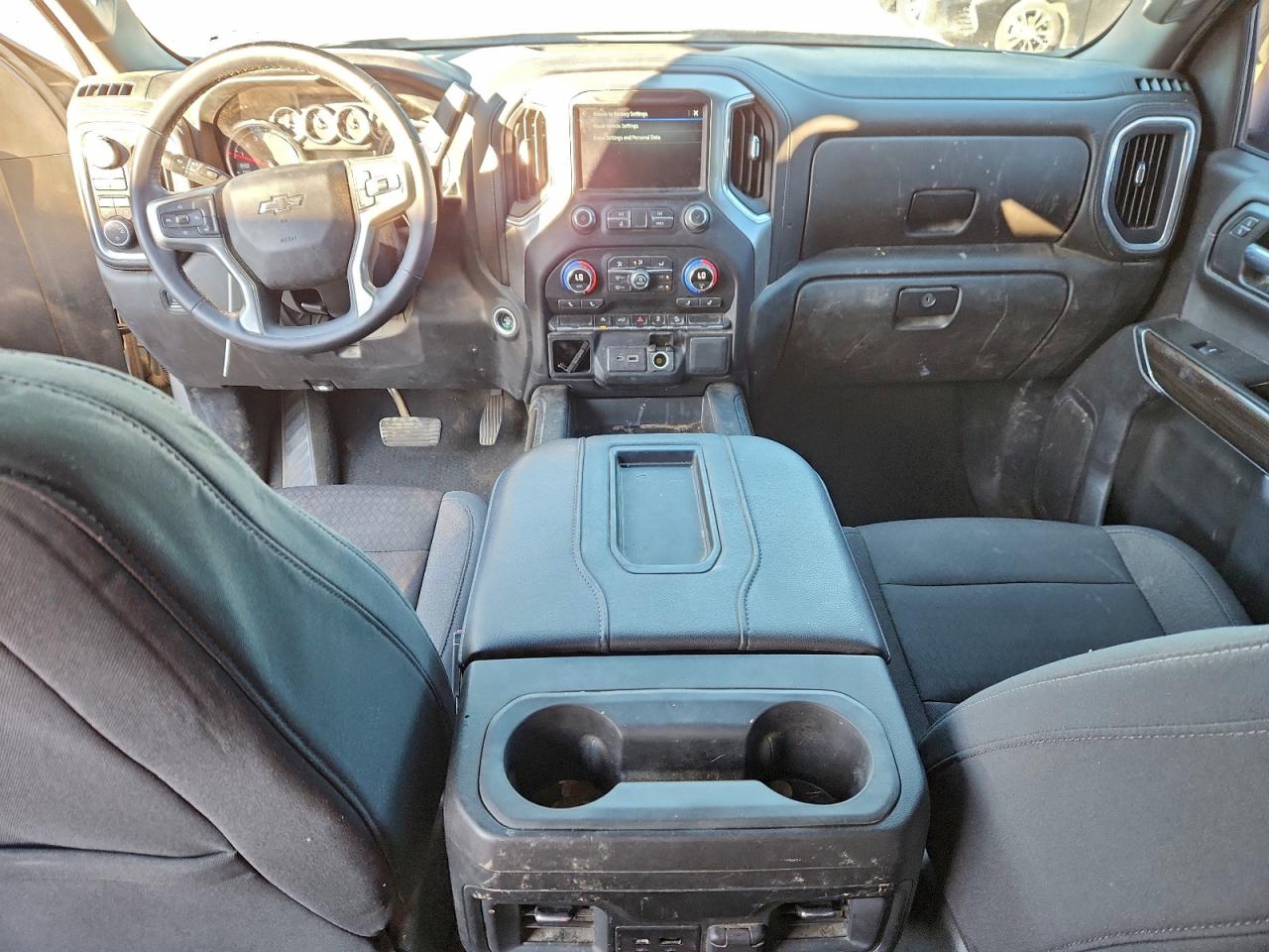 Chevrolet Silverado K1500 Rst Image 4