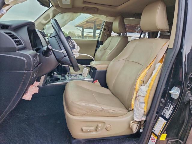 Toyota 4Runner Sr5/sr5 Premium Image 11