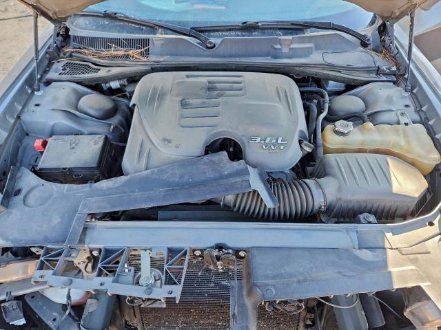 Dodge Challenger Sxt Image 3