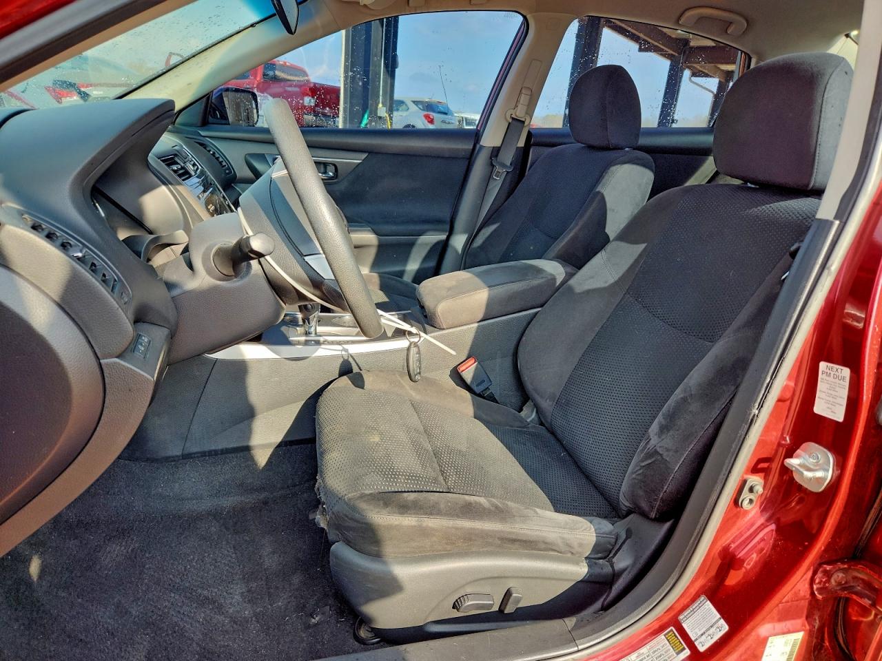 Nissan Altima 2.5 Image 4