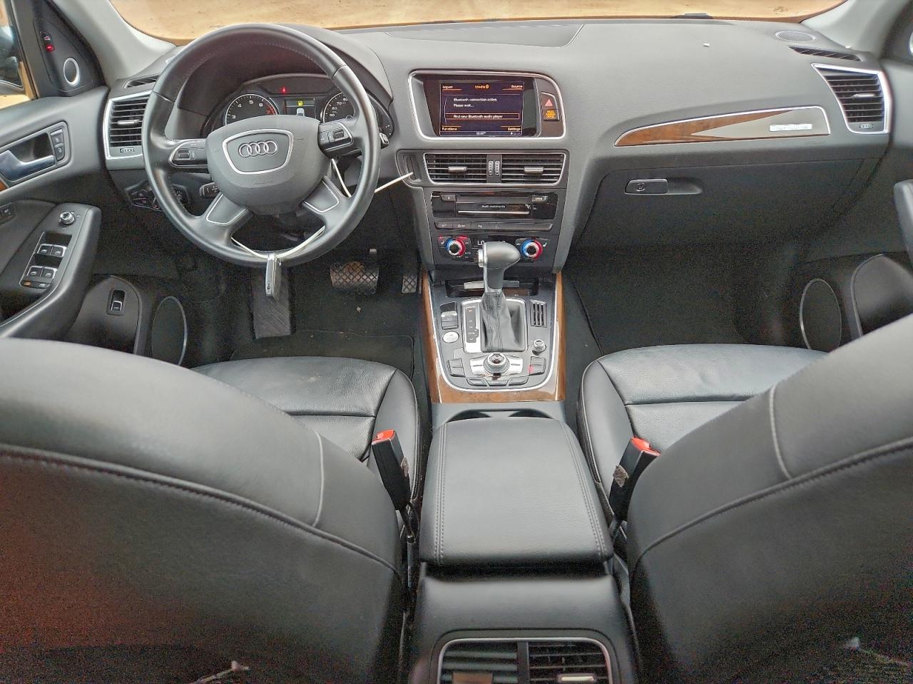 Audi Q5 Premium Plus Image 10