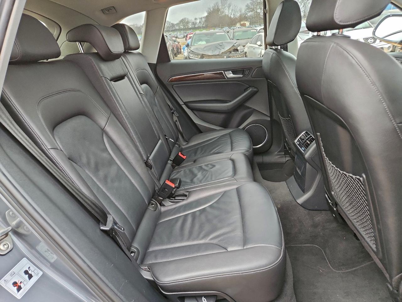 Audi Q5 Premium Plus Image 9