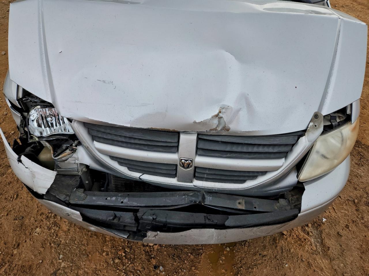 Dodge Caravan Sxt Image 10