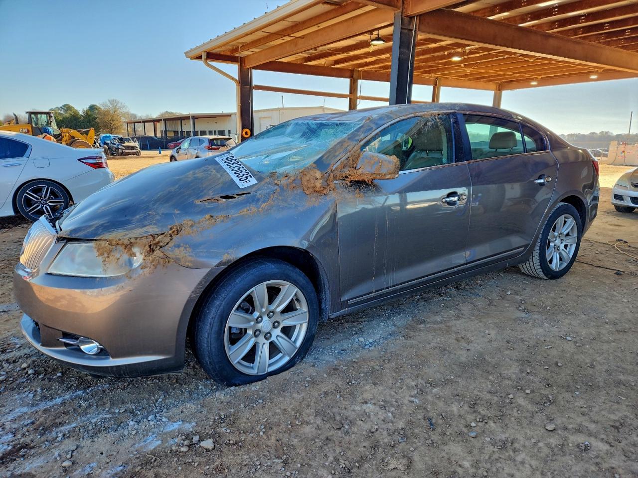 Buick LaCrosse Image 1