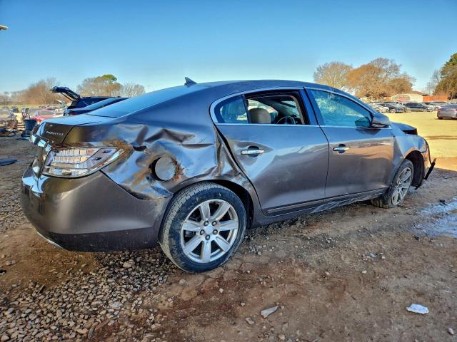 Buick LaCrosse Image 4