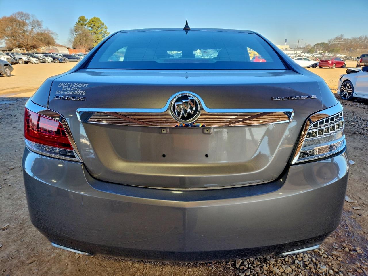 Buick LaCrosse Image 6