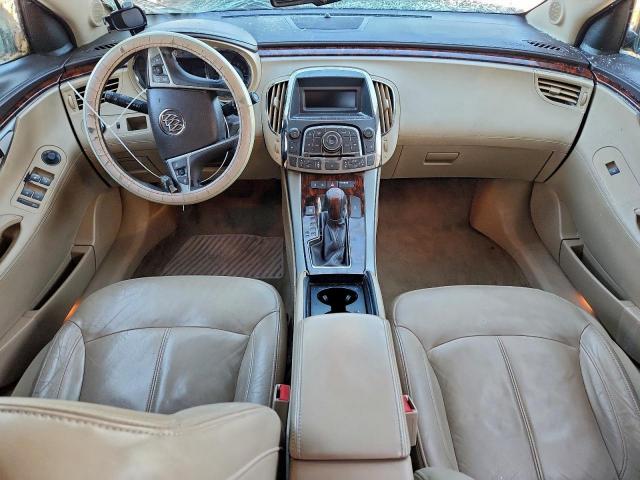 Buick LaCrosse Image 12