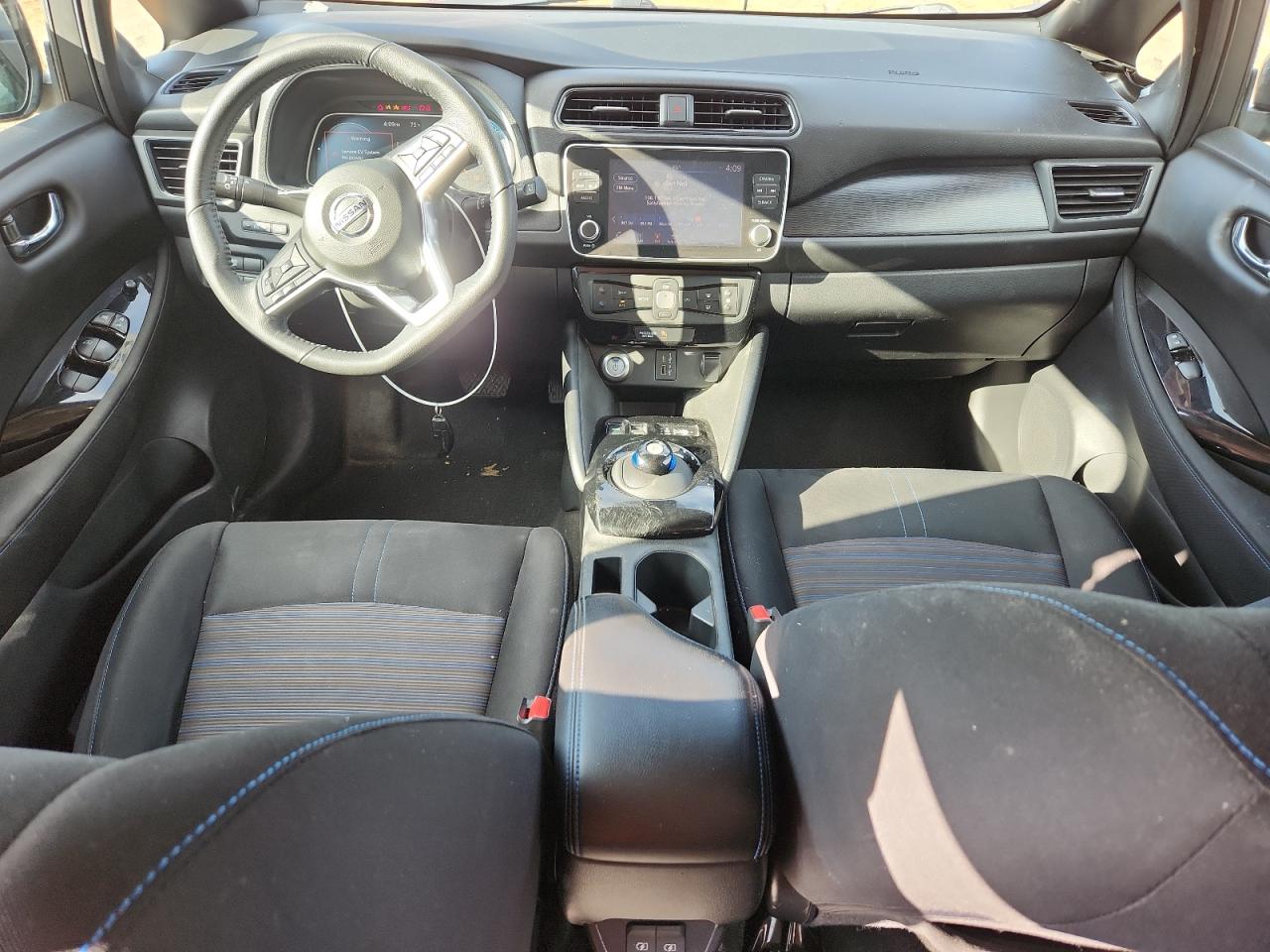 Nissan LEAF Sv Image 8